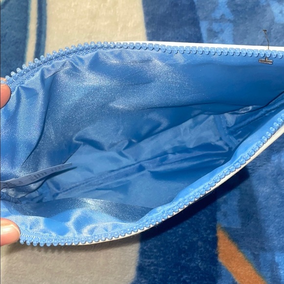 Disney Stitch Kids Accessory Pouch - Blue and Cream - Picture 2 of 4